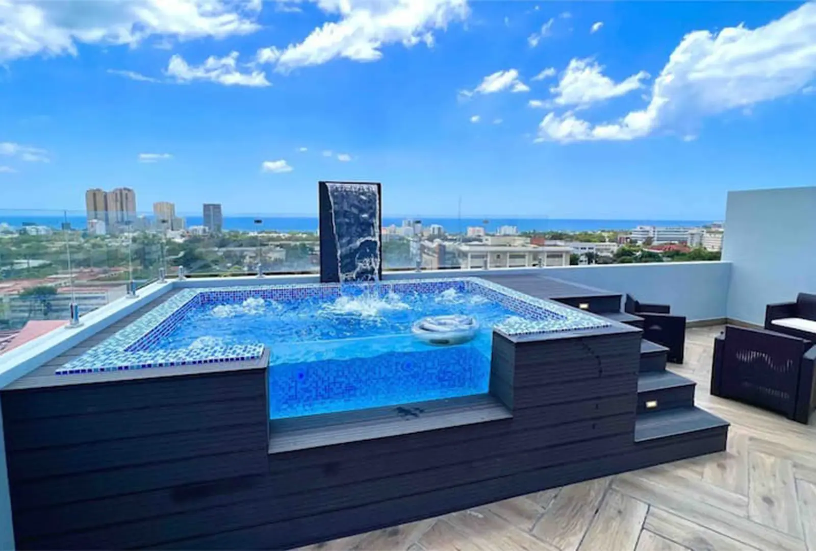 Sky Jacuzzi
